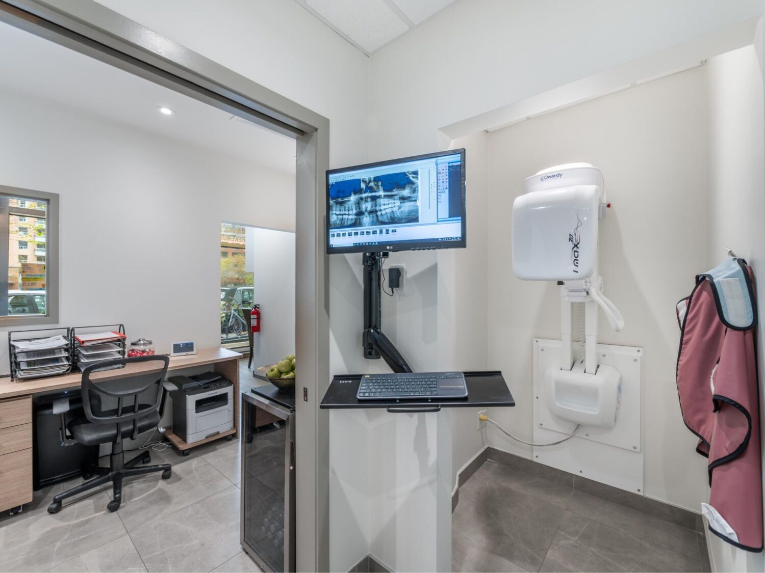 Our Dental Bonding Procedure in Toronto