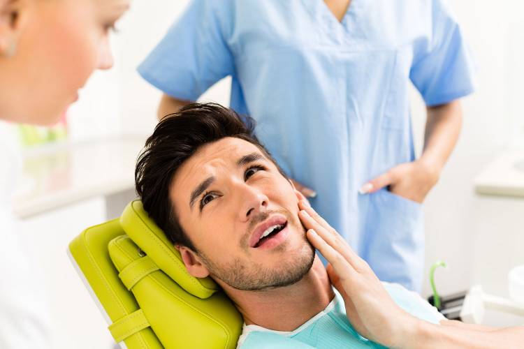 Emergency Dentist for Severe Tooth Pain in Toronto